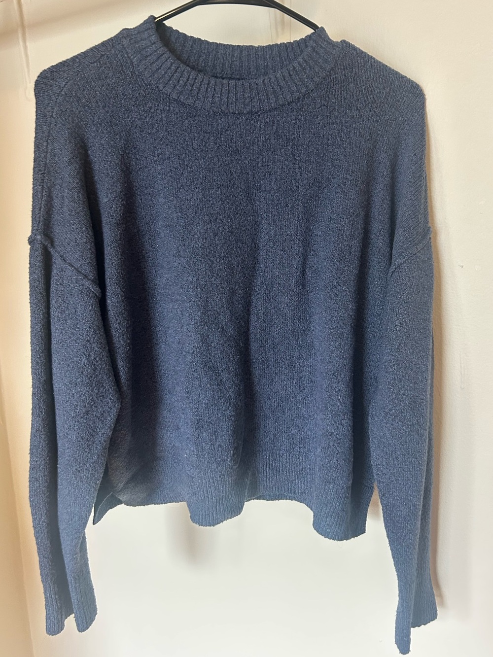American Eagle Crewneck Blue Sweater